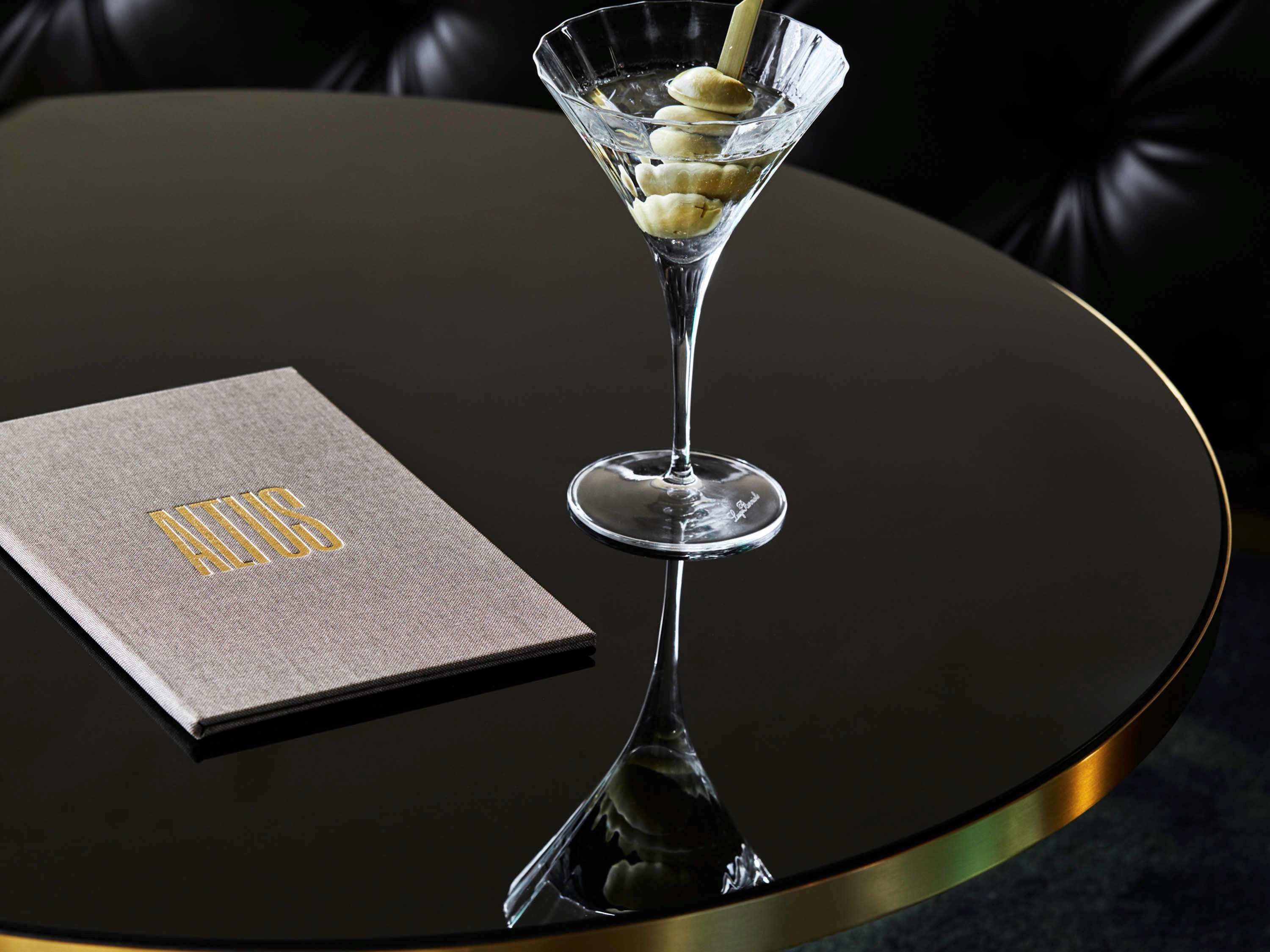 Hotel Chadstone Melbourne Mgallery Collection מראה חיצוני תמונה A dry martini