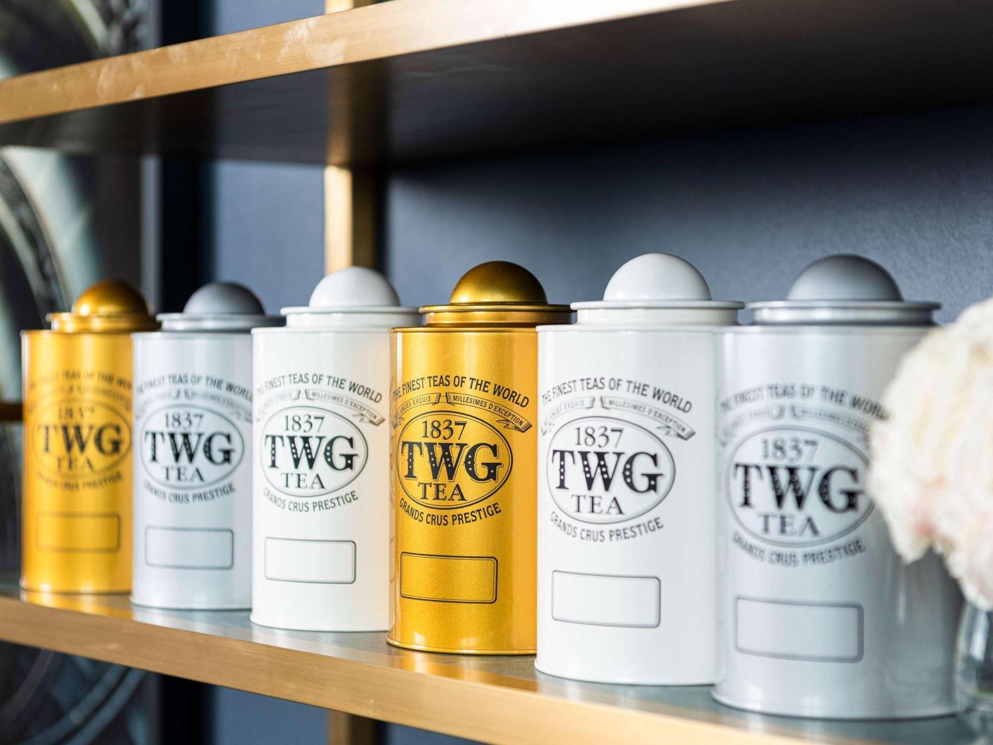 Hotel Chadstone Melbourne Mgallery Collection מראה חיצוני תמונה TWG Tea tins