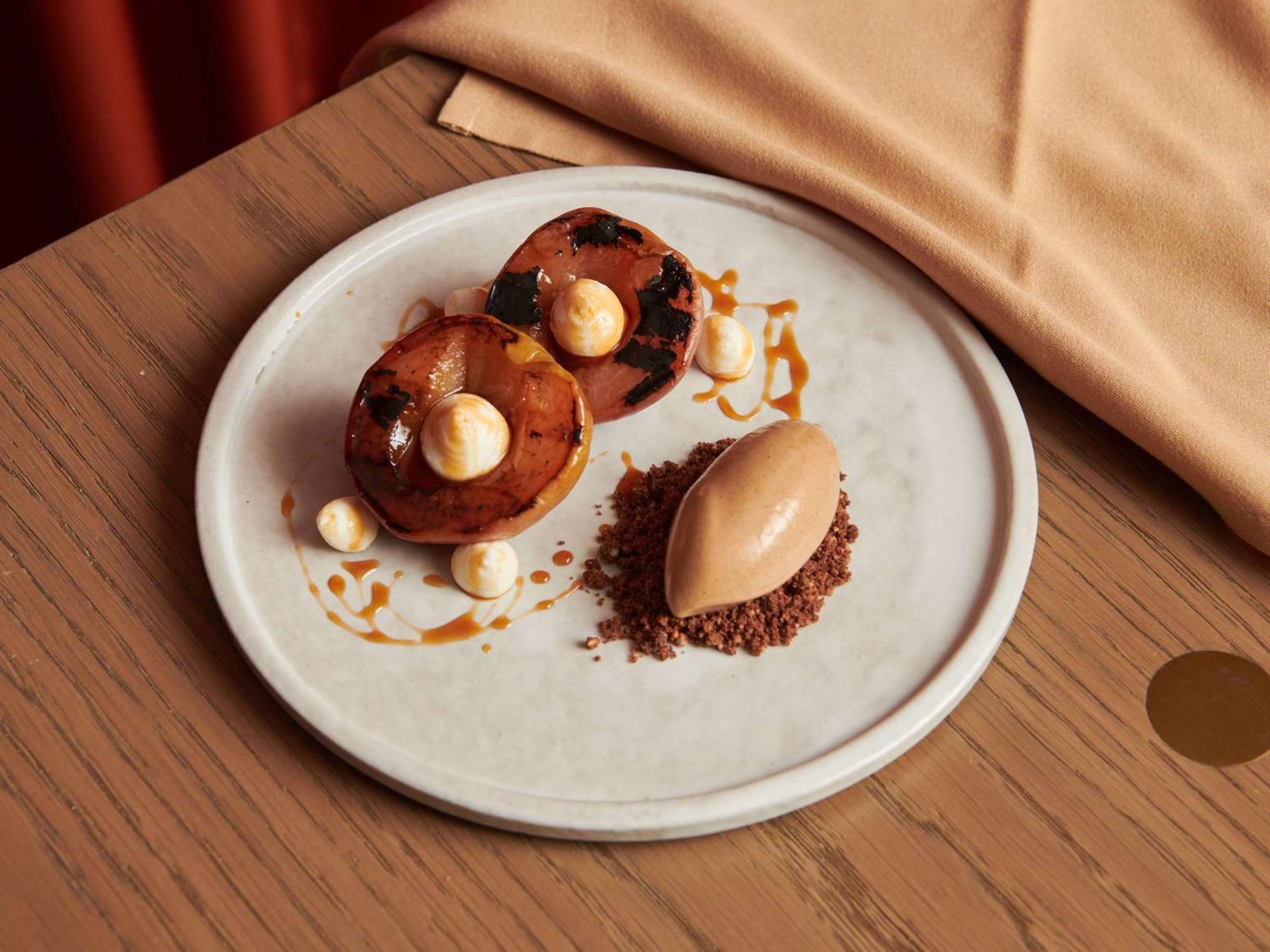 Hotel Chadstone Melbourne Mgallery Collection מראה חיצוני תמונה A dessert at the restaurant